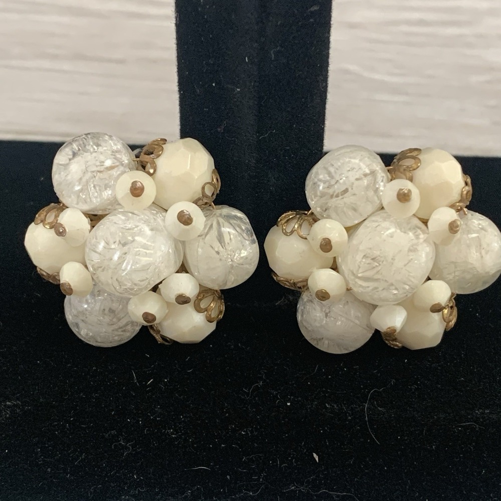 Vintage‎ German Stamped Clip On Earrings - White Faux Floral Look